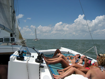 trimaran sailing with girls