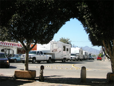 Motor home traffic jam, Loreto Mexico