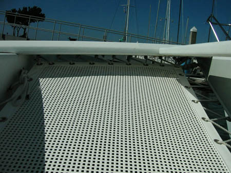 view of installed custom mutihull trampolines on Searunner 31