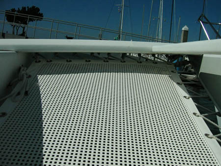 Multihull trampolines for Searunner 31 DIY