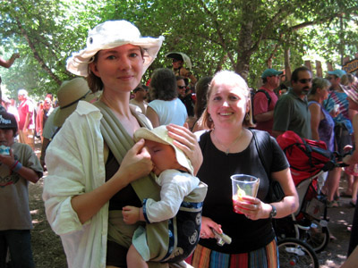 Oregon Country Fair - Cheyenne Ronin and Michelle