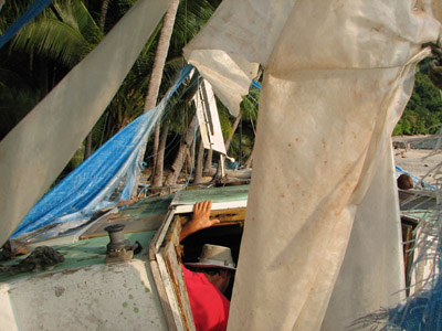 Pleiades wrecked Searunner 40. Bahia Ballena, Costa Rica