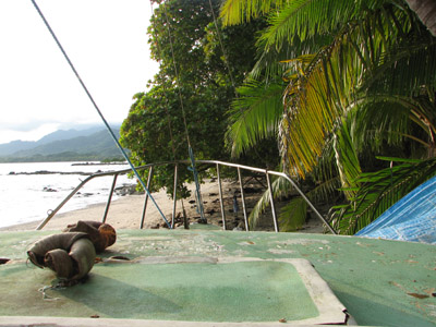 Pleiades wrecked Searunner 40. Bahia Ballena, Costa Rica